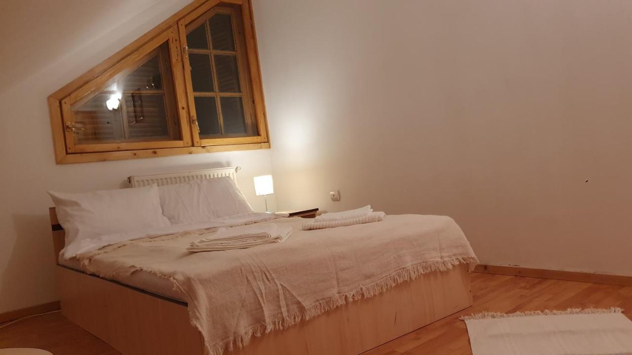 סינאיה Vila Panselutelor 6 מראה חיצוני תמונה